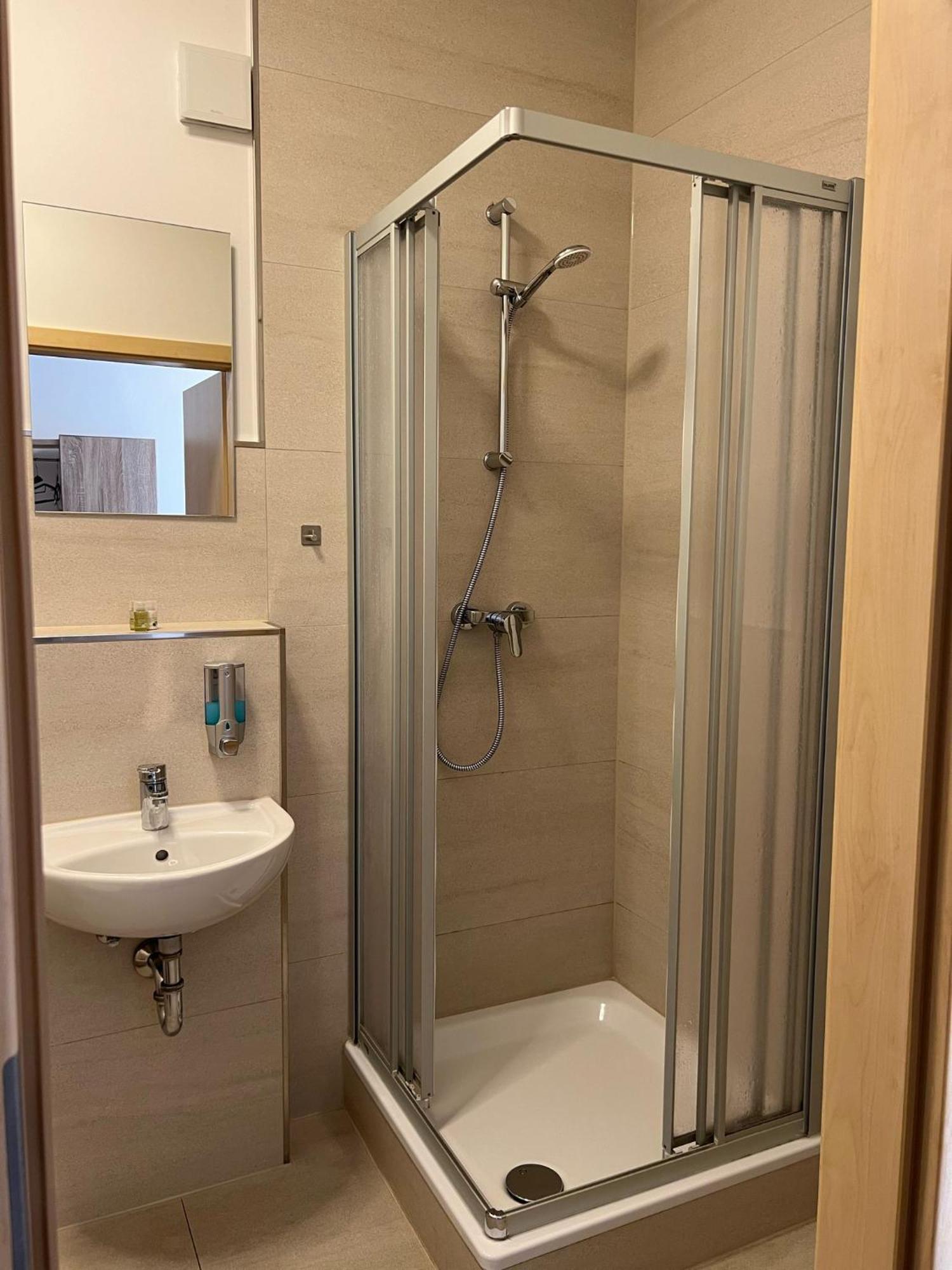 Avento Hotel Hannover Langenhagen  Extérieur photo